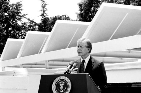 Petition Forms to Get Solar Panels on the White House Image
